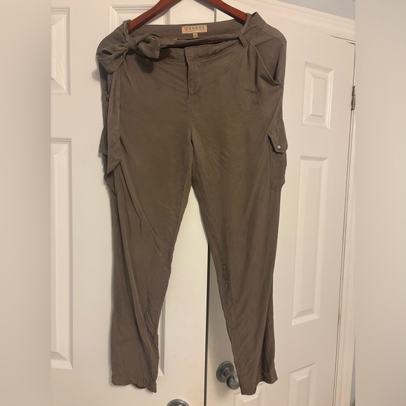 Y2K Guess low rise green Cargo pants size 0 with the bow - Picture 10 of 13